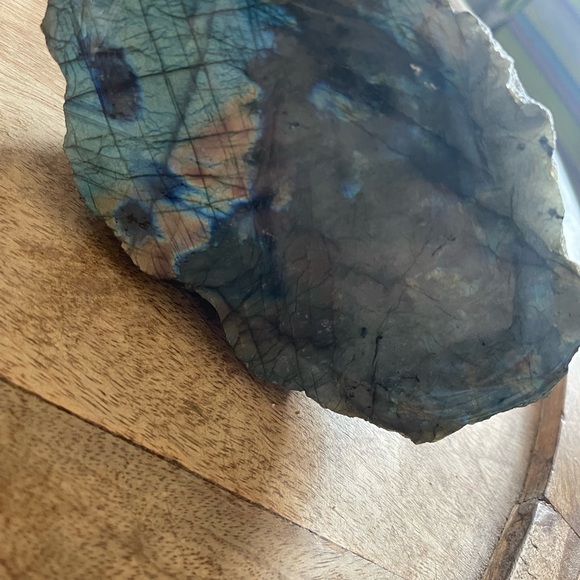 Absolutely gorgeous piece of Labradorite 💎 - Picture 4 of 5